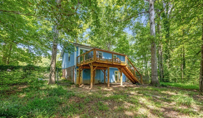 Building Photo - Lovely 3 bedroom, 1 1/2 bathroom home in G...