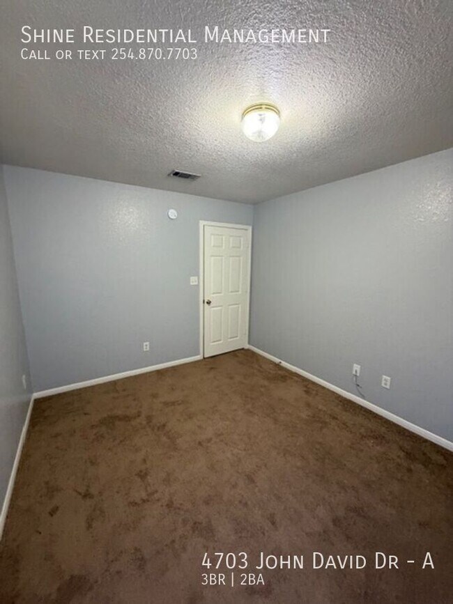 Building Photo - 4703 John David Dr