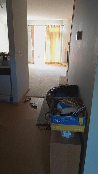 Building Photo - 2187 Cool Stream Cir