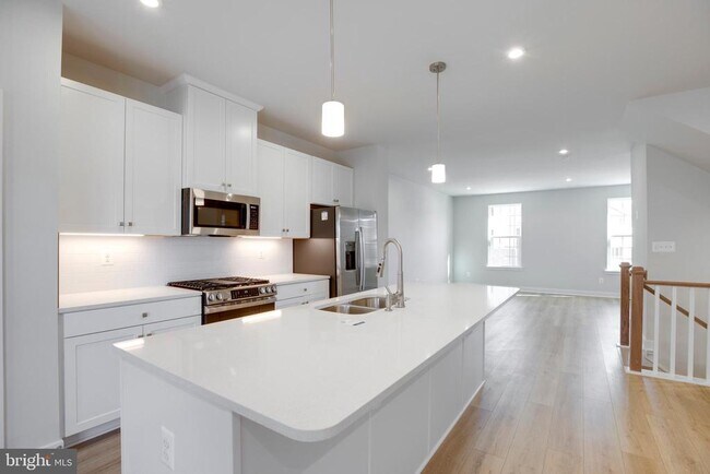 Building Photo - 4504 Dandelion Lp