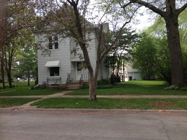 Primary Photo - 2109 Walnut St