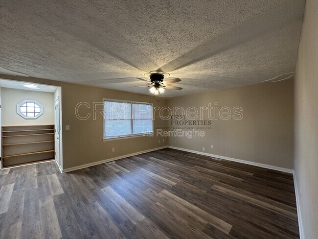 Building Photo - 1405 W Madison St