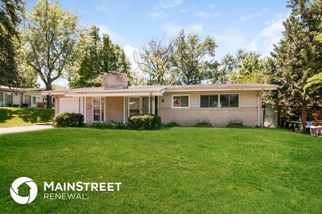 Primary Photo - 3150 Durwood Dr