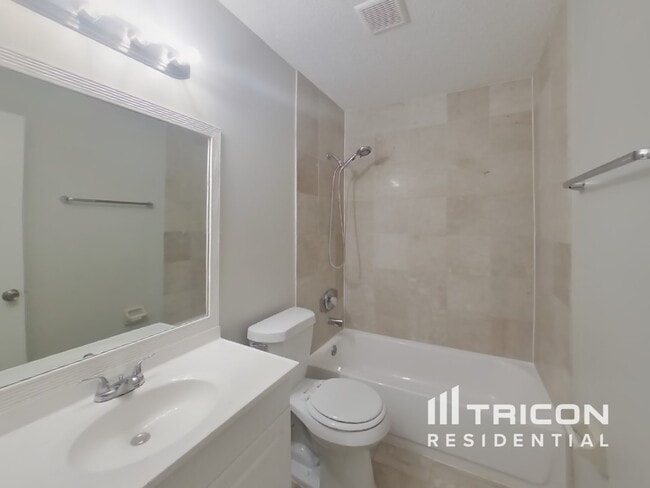 Building Photo - 11418 Prom Point Ct