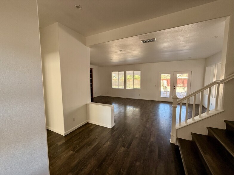 Building Photo - 3519 Fairfield Ave