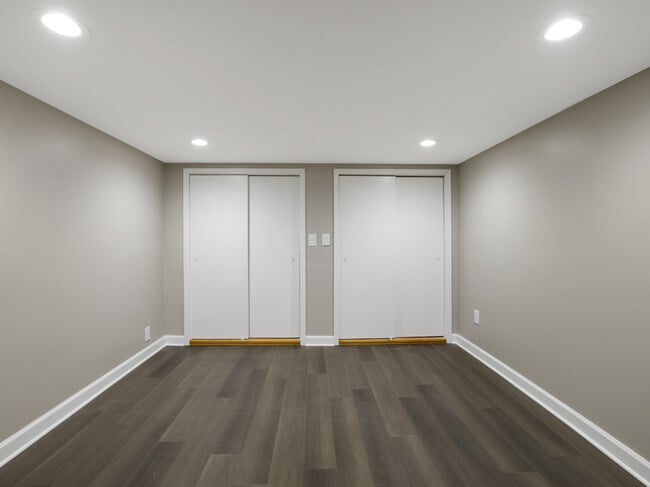 Building Photo - 510 E Park Ave