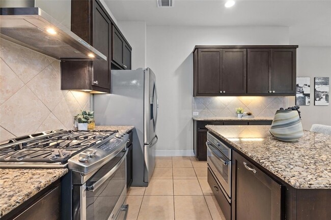 Building Photo - 405 Penny Kathleen Ct