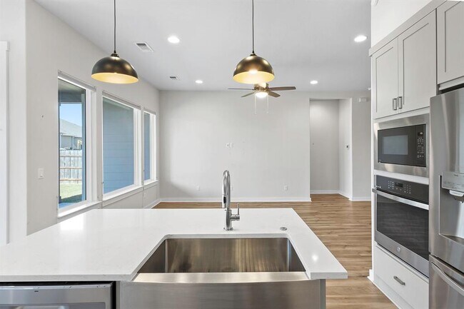 Building Photo - 12508 Purple Prairie Ln