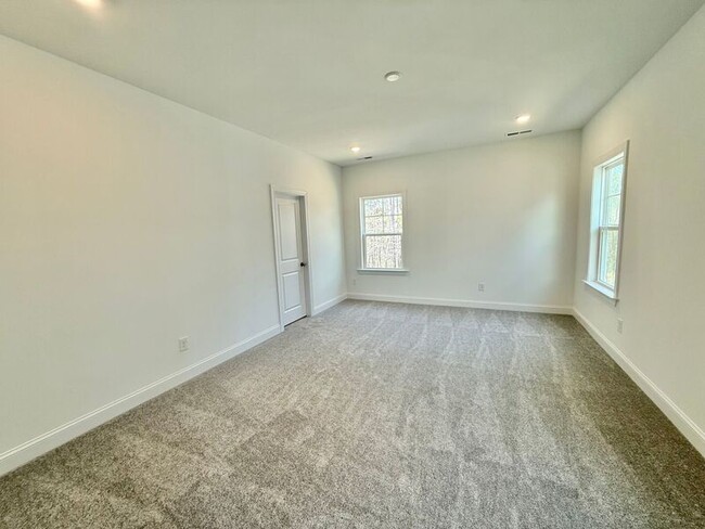 Building Photo - 1342 Hazelnut Ridge Ln