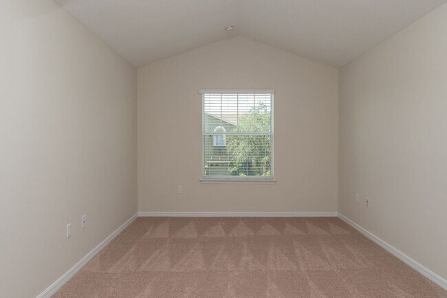Building Photo - 9407 Tawnyberry St