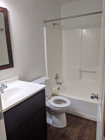 Bathroom - 1227 Hilltop Dr
