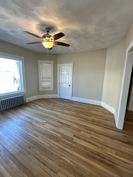 Building Photo - 22 Ashland Ave