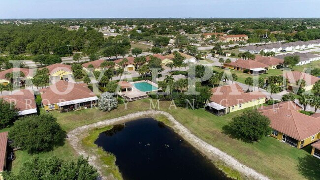 Building Photo - 3BR/2BA Duplex in Vistanna Villas | Garage + Resort Pool!