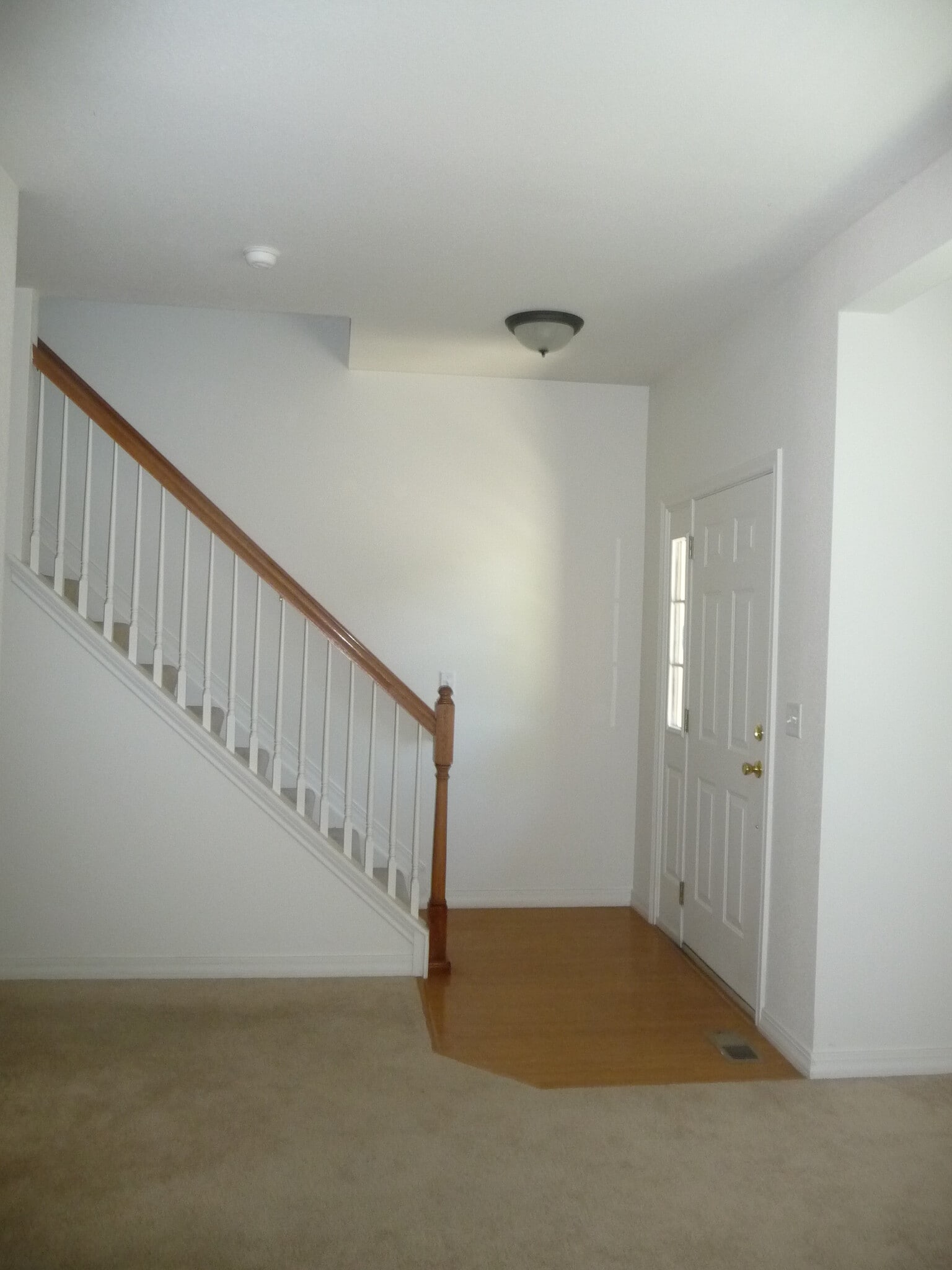 Entry - 1212 S Emery St