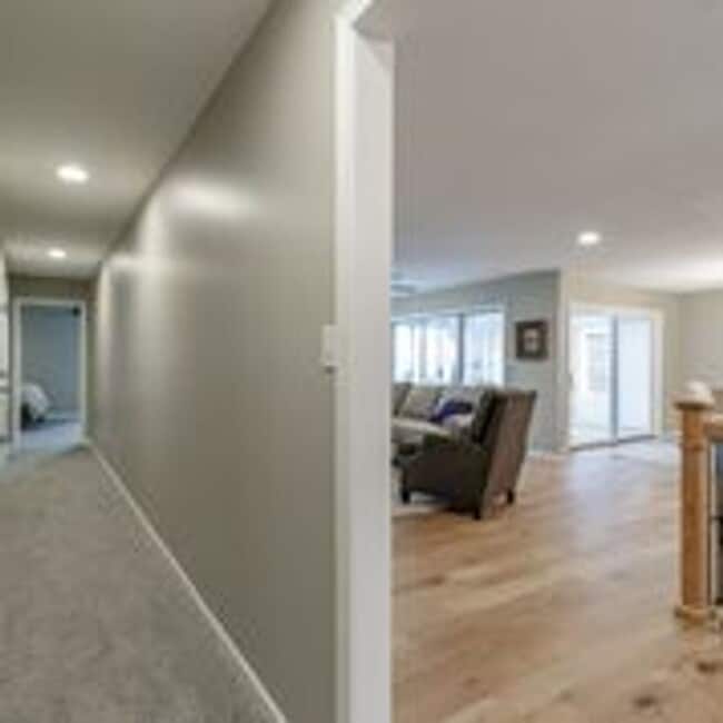 Building Photo - 1510 Woodrail Ave