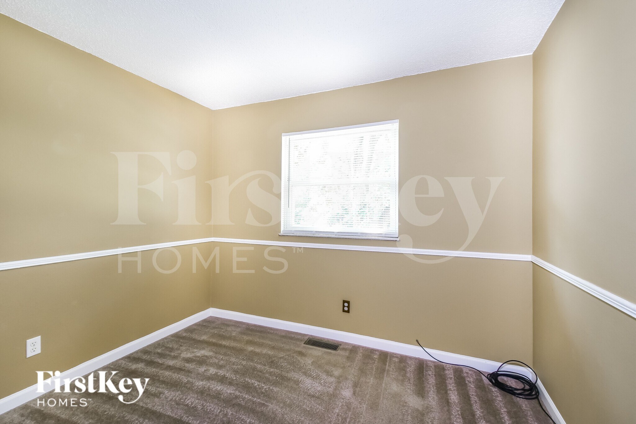 Building Photo - 6780 Lesli Mari Ct