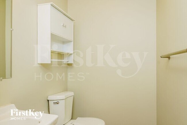 Building Photo - 6834 Turnberry Way