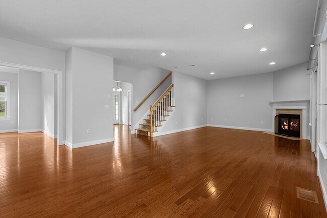 Building Photo - 1 Neff Dr