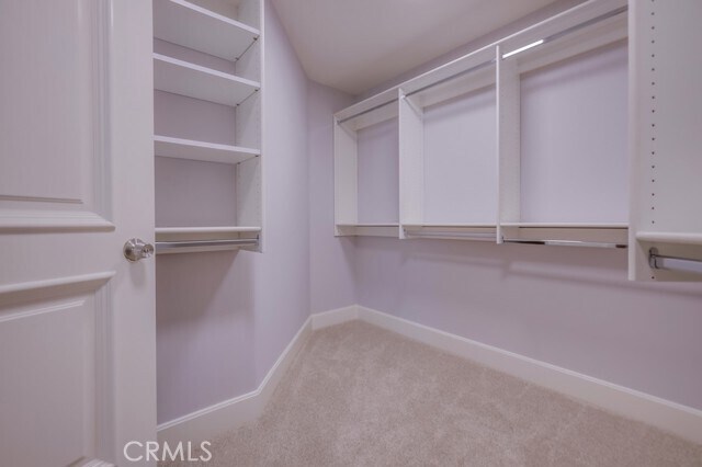 Building Photo - 5042 Scholarship