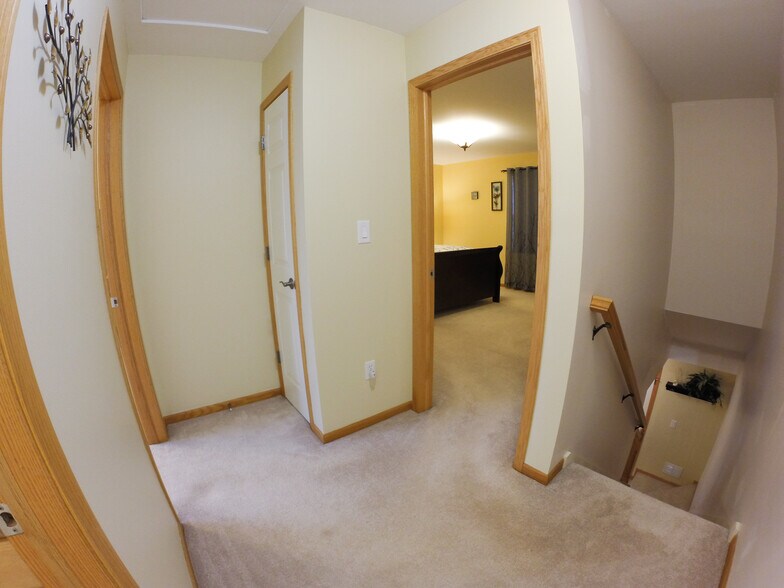 Building Photo - 1822 Aspen Ct
