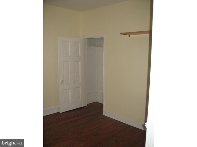 Building Photo - 805 N Beechwood St