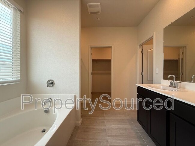 Building Photo - 2957 Mokelumne Ct