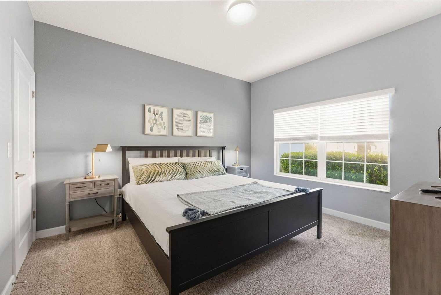 Building Photo - 8924 Stinger Dr