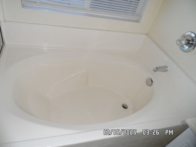 Building Photo - 4 Bedrooms, 2 Bathrooms, 3 Car Garage, 1899 sq. ft., Large Fenced, Front Yard Lawn, Near Schools ...