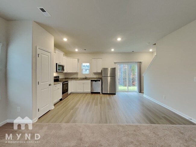 Building Photo - 279 Ivy Bank Dr