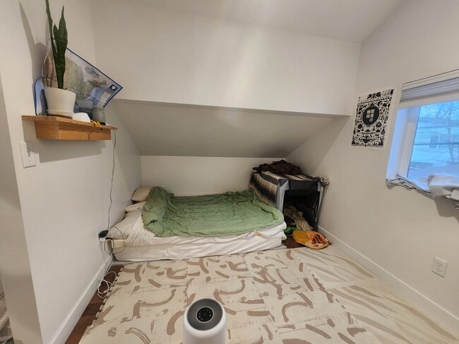 Building Photo - ADU blocks from Tennyson St! Available February 1st!