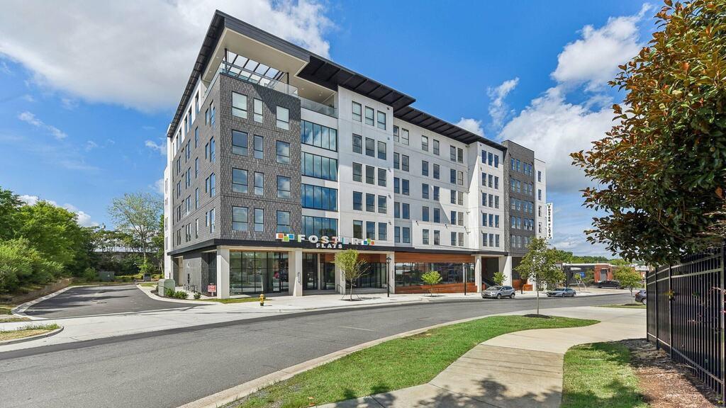 Building Photo - 205 Foster Ave
