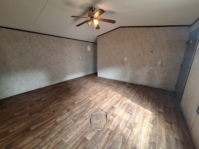 Building Photo - 1134 Kelly Dr