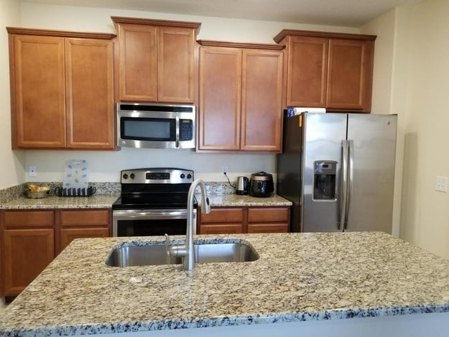 Building Photo - 14731 Driftwater Dr