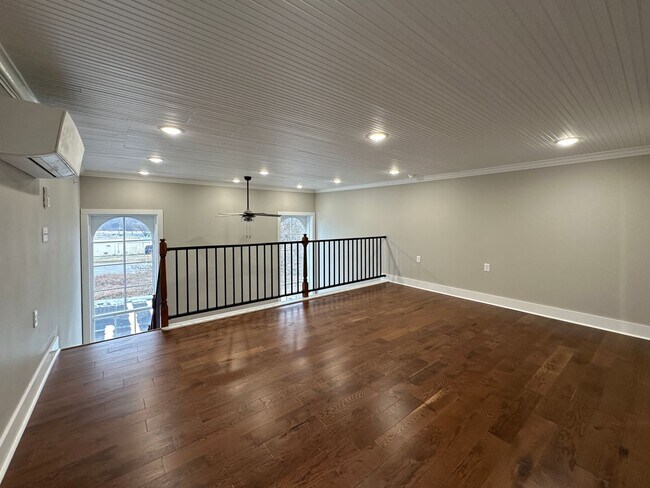 Building Photo - Luxury Adler Lofts