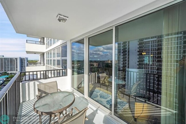 Building Photo - 531 N Ocean Blvd