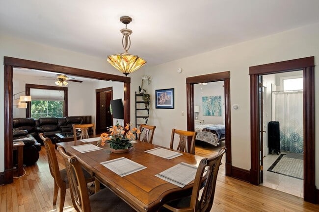 Building Photo - 2713 Garfield Ave