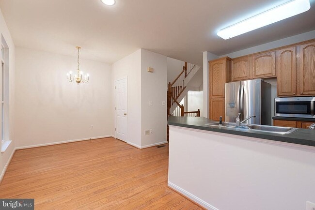 Building Photo - 4021 Fairfax Center Hunt Trail