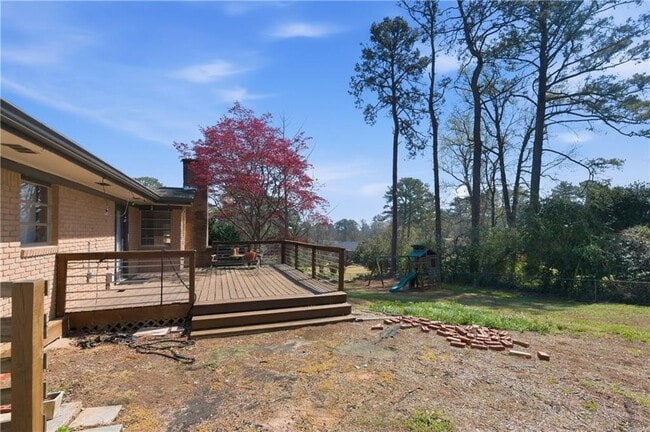 Building Photo - 3457 Springside Dr