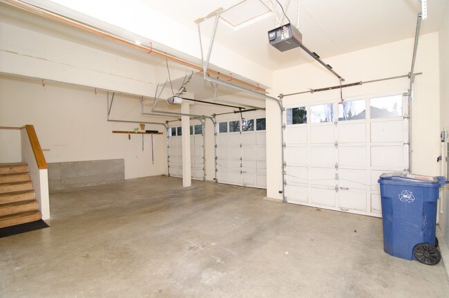 Building Photo - 17603 NE 108th Way