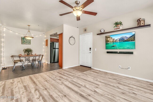 Primary Photo - 7008 E Gold Dust Ave