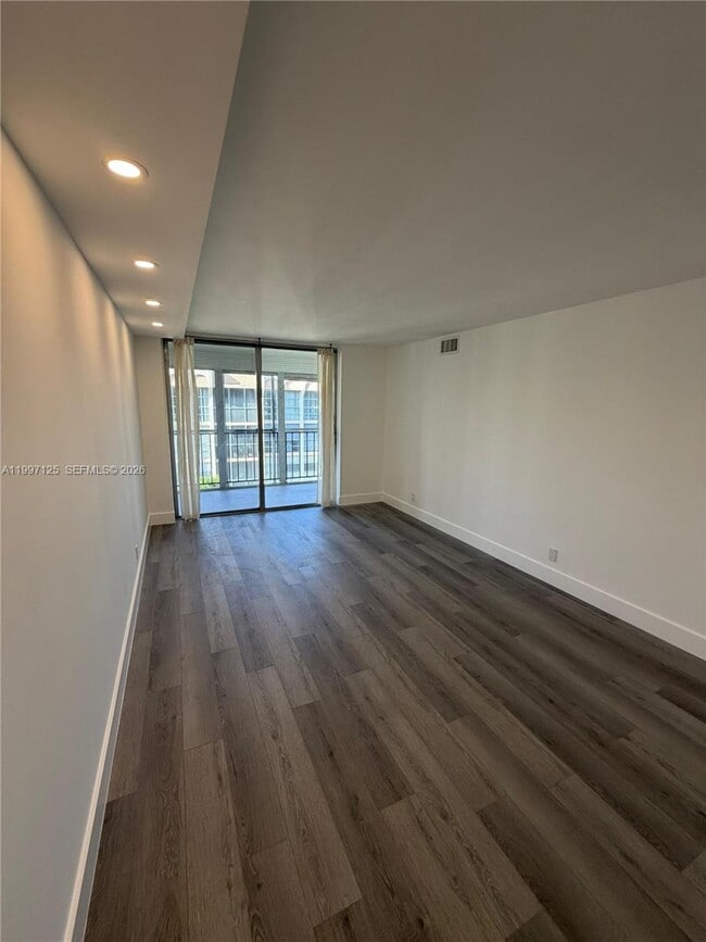 Building Photo - 851 Three Islands Boulevard