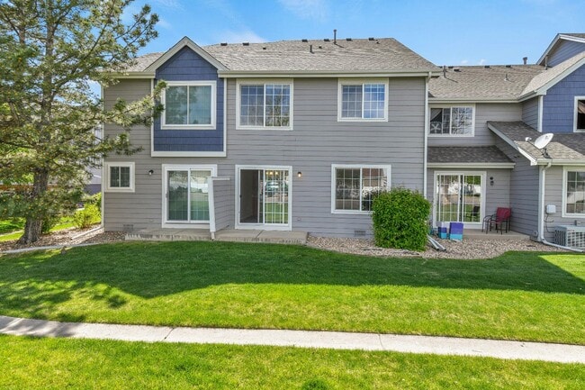 Building Photo - 1308 S Danube Way
