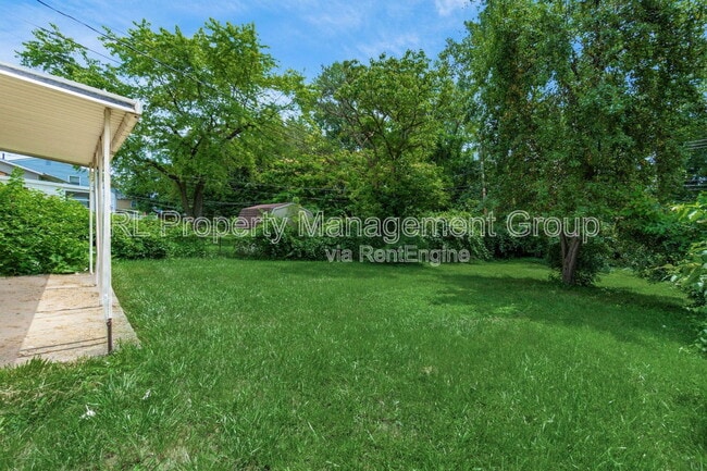 Building Photo - 1495 Yates Dr