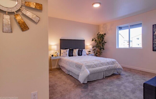 Building Photo - Country Living with Modern Flair: Wake up to the sounds of nature, Live Minutes from Everything