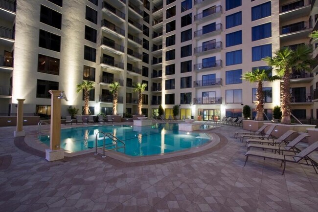 Building Photo - 15100 Front Beach Rd