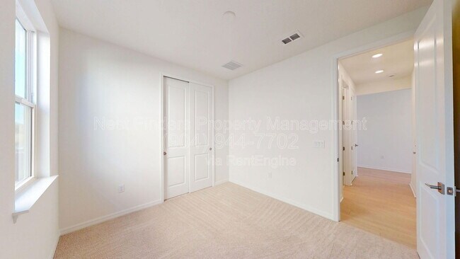 Building Photo - 148 Coordinate Ln