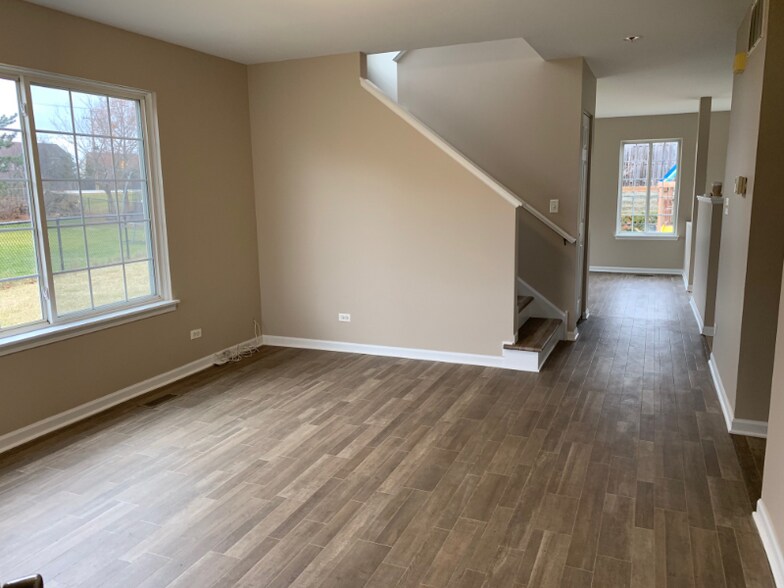 Building Photo - 3083 Impressions Dr