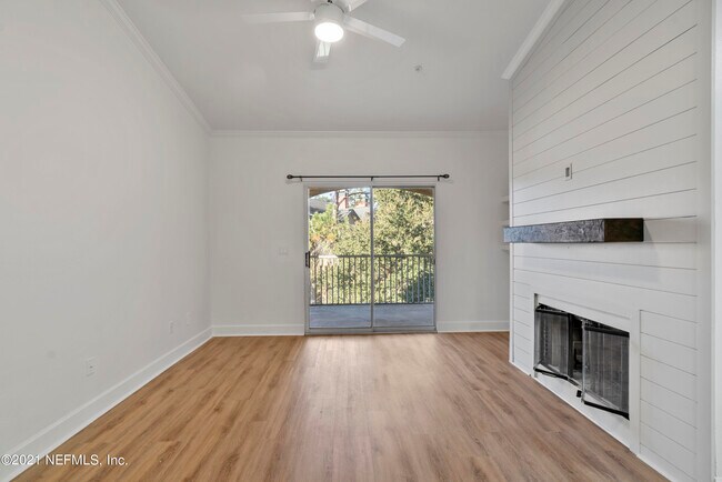 Building Photo - 230 Colima Ct
