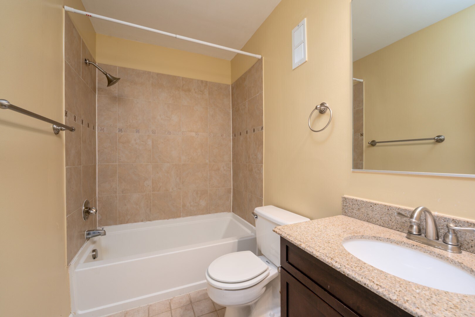 Building Photo - 35 Andrew Pl