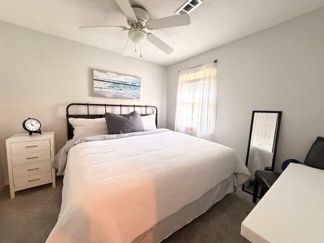 Building Photo - Fully Furnished Beach Pod - 2BR Near Folly Beach & Downtown Charleston!